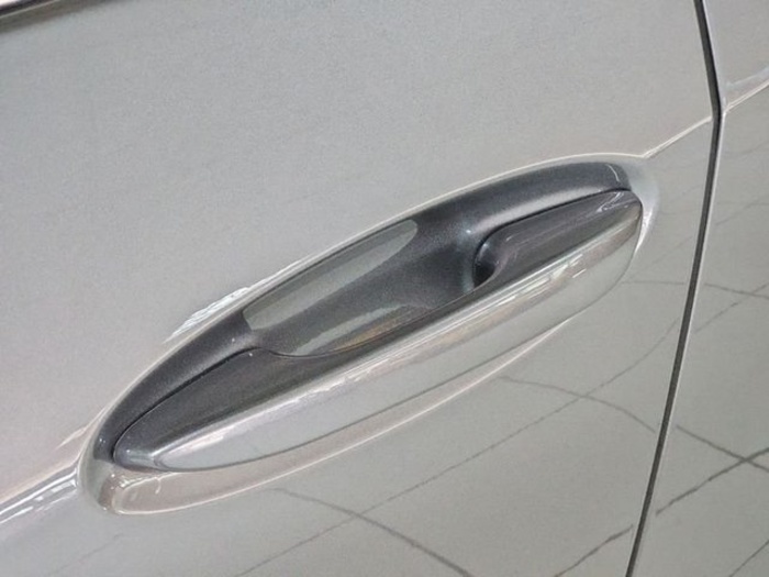 Lexus UX 250h Business 2WD 135 kW (184 CV) Vehículo usado en Madrid - 31 Lexus UX 250h Business 2WD 135 kW (184 CV) Vehículo usado en Madrid - 31