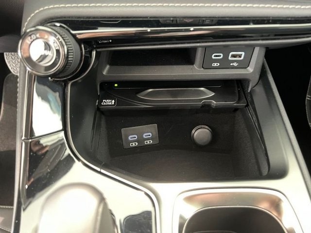 Lexus NX 450h+ Premium+ 4WD 225 kW (306 CV) Vehículo usado en Madrid - 19