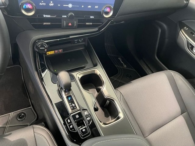 Lexus NX 450h+ Premium+ 4WD 225 kW (306 CV) Vehículo usado en Madrid - 24