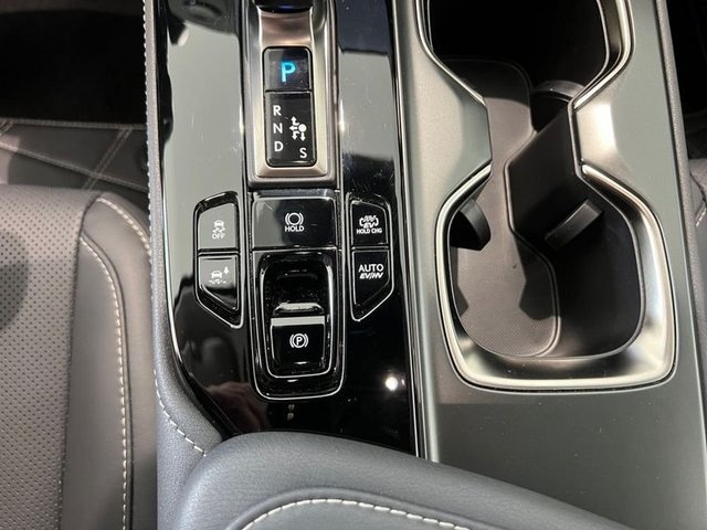 Lexus NX 450h+ Premium+ 4WD 225 kW (306 CV) Vehículo usado en Madrid - 25