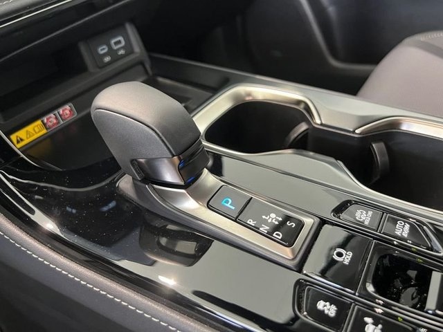 Lexus NX 450h+ Premium+ 4WD 225 kW (306 CV) Vehículo usado en Madrid - 26