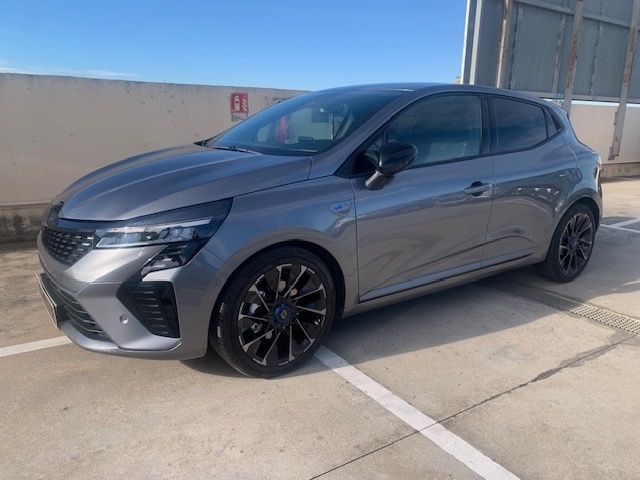 RenaultClio Esprit Alpine E-Tech 105 kW (143 CV) Vehículo usado en Barcelona - 1