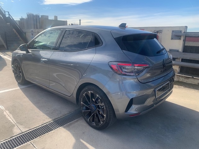 RenaultClio Esprit Alpine E-Tech 105 kW (143 CV) Vehículo usado en Barcelona - 4