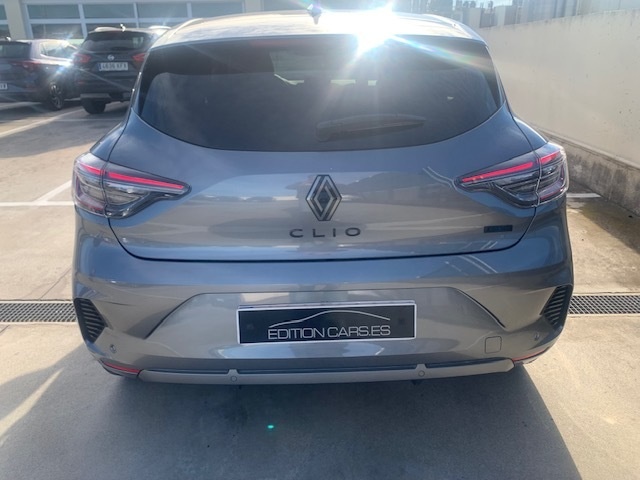 RenaultClio Esprit Alpine E-Tech 105 kW (143 CV) Vehículo usado en Barcelona - 5