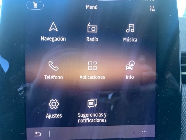 RenaultClio Esprit Alpine E-Tech 105 kW (143 CV) Vehículo usado en Barcelona - 15 RenaultClio Esprit Alpine E-Tech 105 kW (143 CV) Vehículo usado en Barcelona - 15