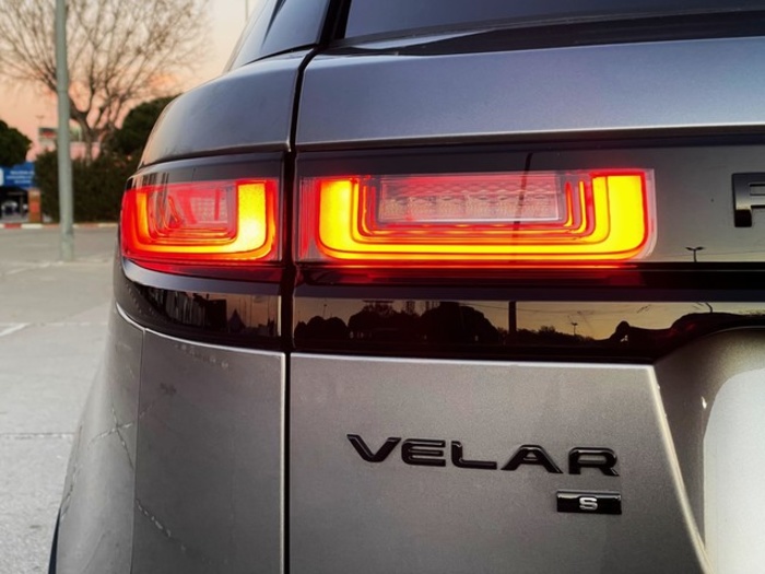 Land RoverRange Rover Velar 2.0 I4 R-Dynamic S 4WD Auto 150 kW (204 CV) Vehículo usado en Barcelona - 15 Land RoverRange Rover Velar 2.0 I4 R-Dynamic S 4WD Auto 150 kW (204 CV) Vehículo usado en Barcelona - 15