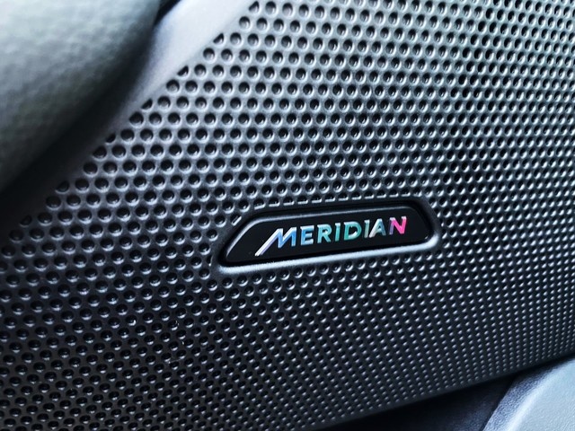 Land RoverRange Rover Velar 2.0 I4 R-Dynamic S 4WD Auto 150 kW (204 CV) Vehículo usado en Barcelona - 16