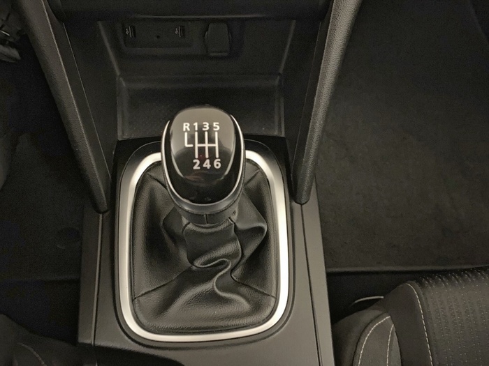 Renault Megane Tech Road Energy dCi 66 kW (90 CV) - 10 Renault Megane Tech Road Energy dCi 66 kW (90 CV) - 10