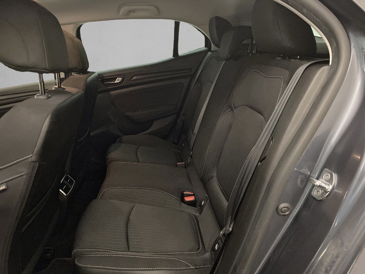 Renault Megane Tech Road Energy dCi 66 kW (90 CV) - 12