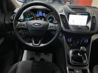 Ford Kuga 1.5 EcoBoost Trend 4x2 88 kW (120 CV) Ford Kuga 1.5 EcoBoost Trend 4x2 88 kW (120 CV)