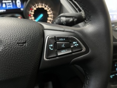 Ford Kuga 1.5 EcoBoost Trend 4x2 88 kW (120 CV) Ford Kuga 1.5 EcoBoost Trend 4x2 88 kW (120 CV)