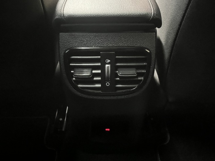 KiaXCeed 1.5 MHEV GT-line DCT 118 kW (160 CV) Vehículo usado en Barcelona - 12 KiaXCeed 1.5 MHEV GT-line DCT 118 kW (160 CV) Vehículo usado en Barcelona - 12