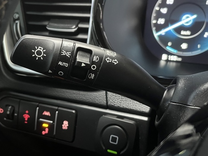 KiaXCeed 1.5 MHEV GT-line DCT 118 kW (160 CV) Vehículo usado en Barcelona - 19 KiaXCeed 1.5 MHEV GT-line DCT 118 kW (160 CV) Vehículo usado en Barcelona - 19