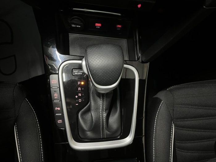 KiaXCeed 1.5 MHEV GT-line DCT 118 kW (160 CV) Vehículo usado en Barcelona - 31 KiaXCeed 1.5 MHEV GT-line DCT 118 kW (160 CV) Vehículo usado en Barcelona - 31