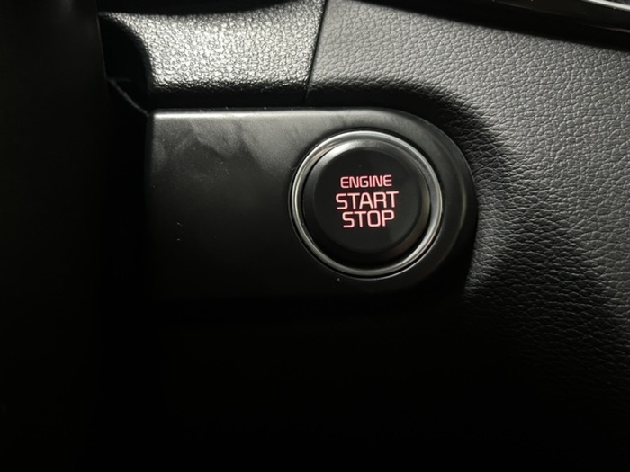 KiaXCeed 1.5 MHEV GT-line DCT 118 kW (160 CV) Vehículo usado en Barcelona - 33 KiaXCeed 1.5 MHEV GT-line DCT 118 kW (160 CV) Vehículo usado en Barcelona - 33