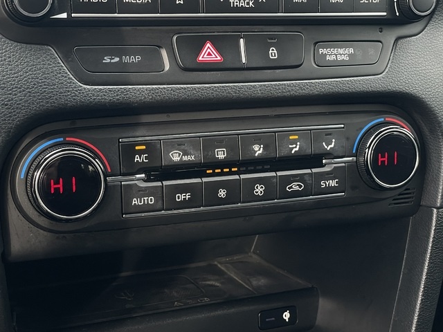 KiaCeed 1.0 T-GDi Drive 88 kW (120 CV) Vehículo usado en Barcelona - 19 KiaCeed 1.0 T-GDi Drive 88 kW (120 CV) Vehículo usado en Barcelona - 19