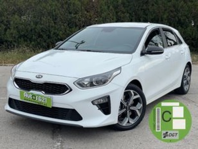 Kia Ceed 1.0 T-GDi Drive 88 kW (120 CV) Kia Ceed 1.0 T-GDi Drive 88 kW (120 CV)