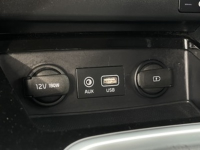 Kia Ceed 1.0 T-GDi Drive 88 kW (120 CV) Kia Ceed 1.0 T-GDi Drive 88 kW (120 CV)