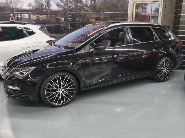 SEATLeón 2.0 TDI S&S FR 135 kW (184 CV) Vehículo usado en Barcelona - 2 SEATLeón 2.0 TDI S&S FR 135 kW (184 CV) Vehículo usado en Barcelona - 2