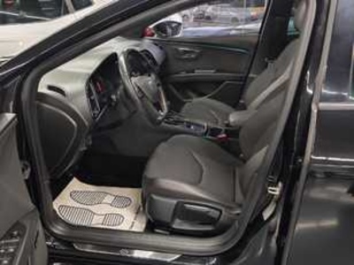 SEAT León 2.0 TDI S&S FR 135 kW (184 CV) SEAT León 2.0 TDI S&S FR 135 kW (184 CV)