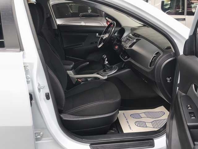 KiaSportage 1.6 GDI Concept 4x2 99 kW (135 CV) Vehículo usado en Barcelona - 4