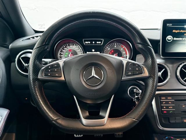 Mercedes-BenzGLA 200 d AMG Line 100 kW (136 CV) Vehículo usado en Barcelona - 6