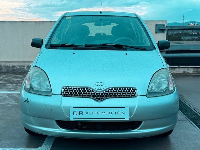 ToyotaYaris 1.0 Linea Luna 50 kW (68 CV) Vehículo usado en Barcelona - 10