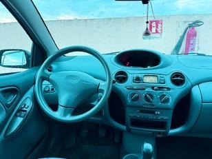 Toyota Yaris 1.0 Linea Luna 50 kW (68 CV)