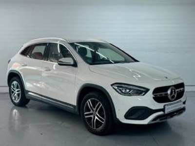 Mercedes-Benz GLA 200 D 110 kW (150 CV) Mercedes-Benz GLA 200 D 110 kW (150 CV)