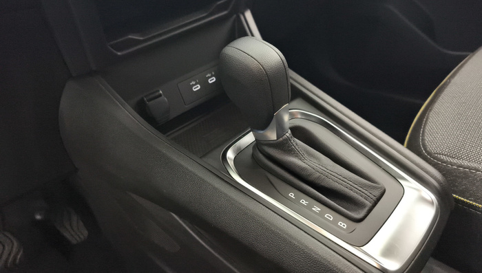 Renault Captur Techno E-Tech Híbrido 107 kW (145 CV) - 24 Renault Captur Techno E-Tech Híbrido 107 kW (145 CV) - 24