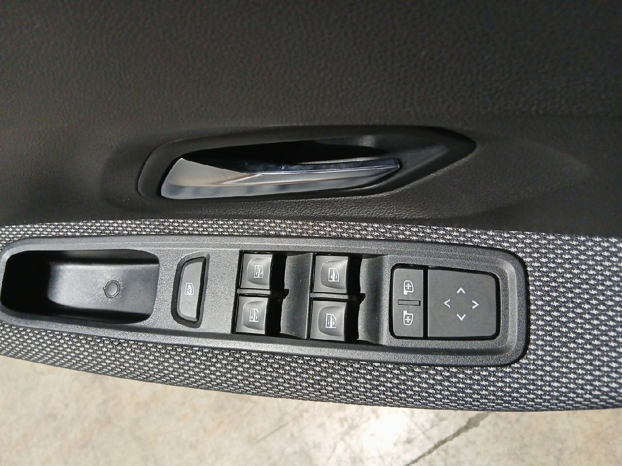 Dacia Sandero Stepway Comfort ECO-G 74 kW (101 CV) - 14