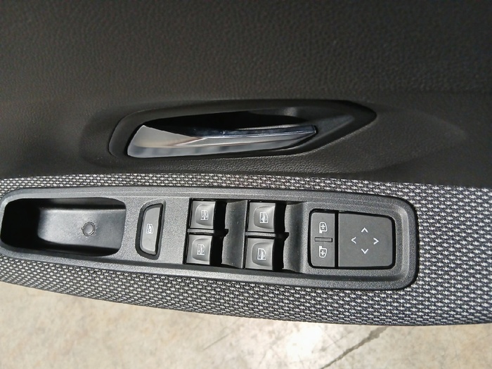 Dacia Sandero Stepway Comfort ECO-G 74 kW (101 CV) - 14 Dacia Sandero Stepway Comfort ECO-G 74 kW (101 CV) - 14