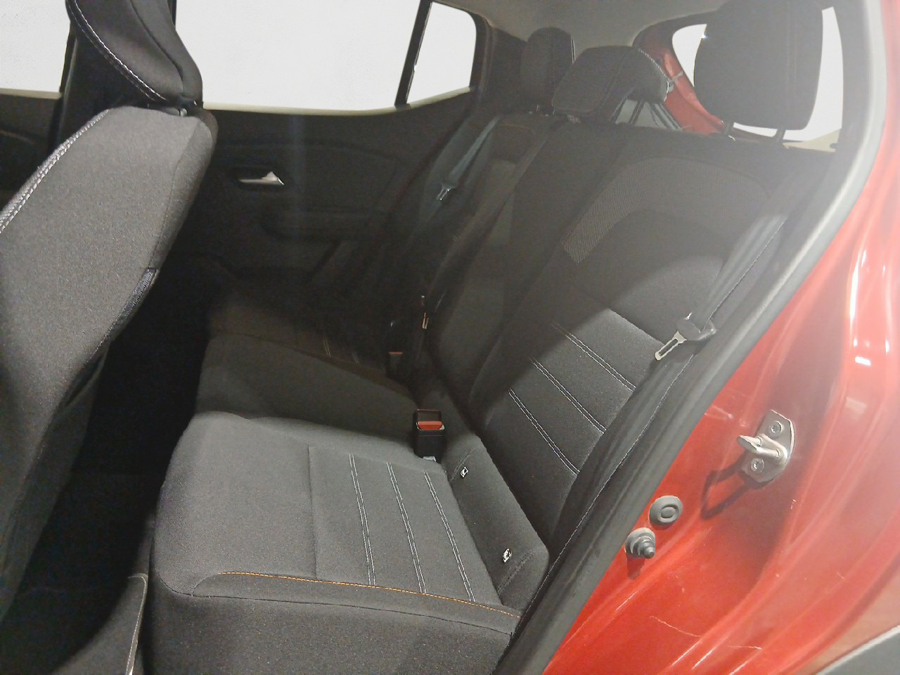 Dacia Sandero Stepway Comfort TCe 67 kW (91 CV) CVT - 10