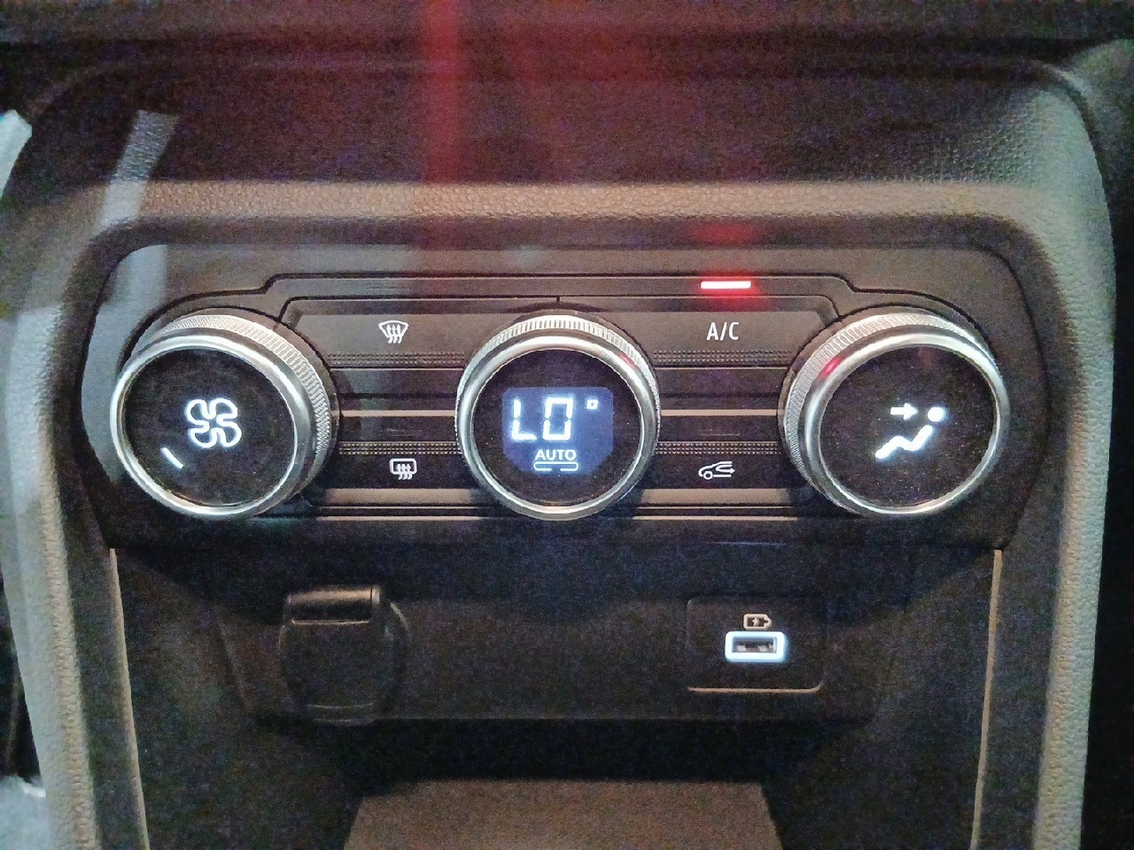 Dacia Sandero Stepway Comfort TCe 67 kW (91 CV) CVT - 17