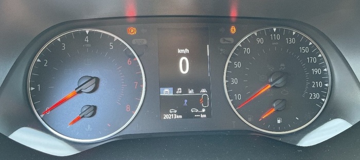 Renault Captur Equilibre TCe 66 kW (90 CV) - 12 Renault Captur Equilibre TCe 66 kW (90 CV) - 12