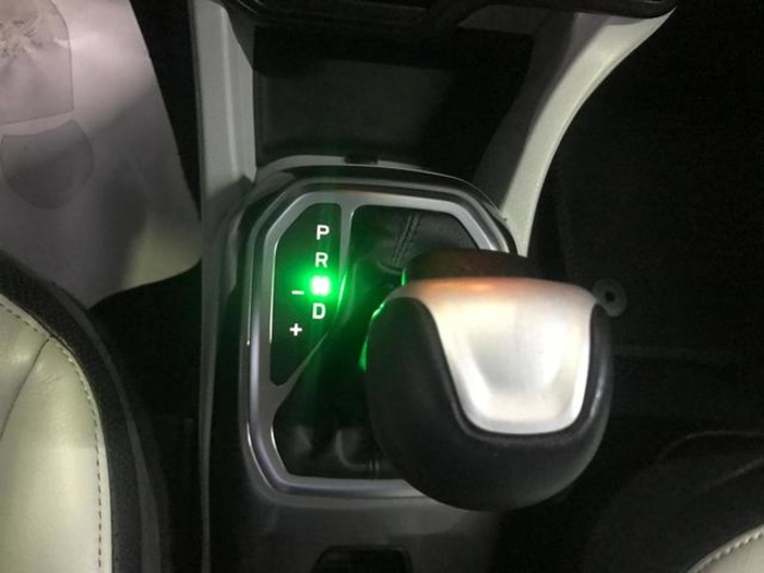 JeepRenegade 1.3G Longitude 4x2 DDCT 110 kW (150 CV) Vehículo usado en Barcelona - 17 JeepRenegade 1.3G Longitude 4x2 DDCT 110 kW (150 CV) Vehículo usado en Barcelona - 17