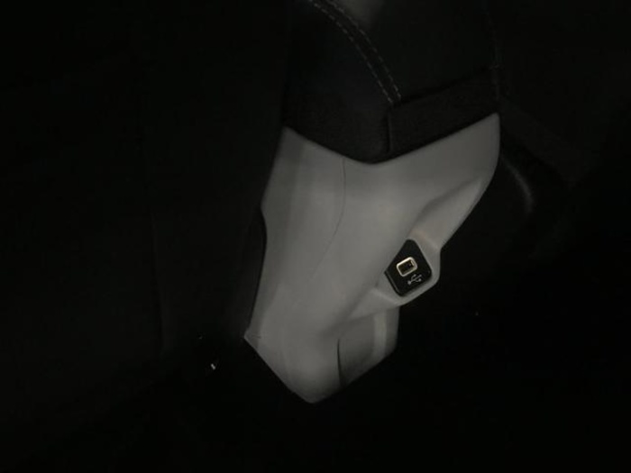 JeepRenegade 1.3G Longitude 4x2 DDCT 110 kW (150 CV) Vehículo usado en Barcelona - 20 JeepRenegade 1.3G Longitude 4x2 DDCT 110 kW (150 CV) Vehículo usado en Barcelona - 20