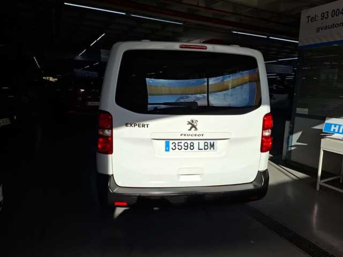 PeugeotExpert Combi BlueHDi 100 S&S Compact 75 kW (102 CV) Vehículo usado en Barcelona - 10 PeugeotExpert Combi BlueHDi 100 S&S Compact 75 kW (102 CV) Vehículo usado en Barcelona - 10