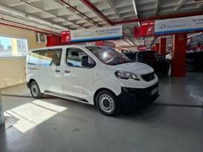 Peugeot Expert Combi BlueHDi 100 S&S Compact 75 kW (102 CV) Peugeot Expert Combi BlueHDi 100 S&S Compact 75 kW (102 CV)