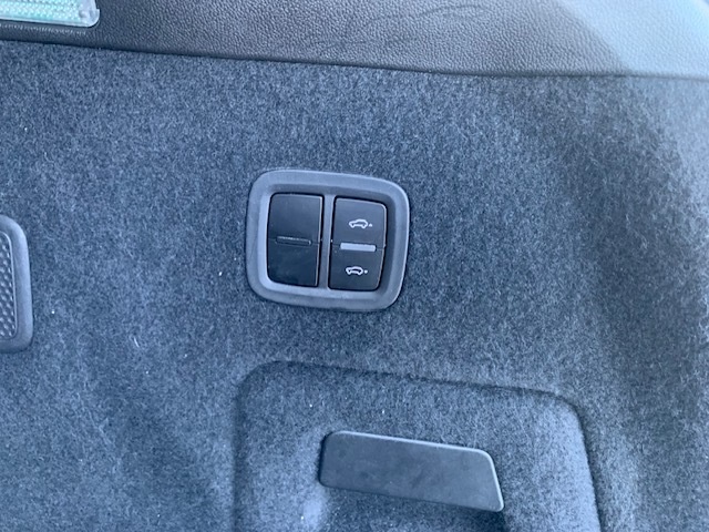 PorscheCayenne E-hybrid 340 kW (462 CV) Vehículo usado en Barcelona - 19