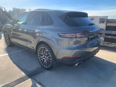 Porsche Cayenne E-hybrid 340 kW (462 CV) Porsche Cayenne E-hybrid 340 kW (462 CV)