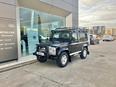 Land Rover Defender 90 TD5 SW 90 kW (122 CV) Land Rover Defender 90 TD5 SW 90 kW (122 CV)