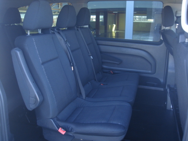 Mercedes-BenzVito Combi 111 CDI Tourer Pro Larga 84 kW (114 CV) Vehículo usado en Barcelona - 9