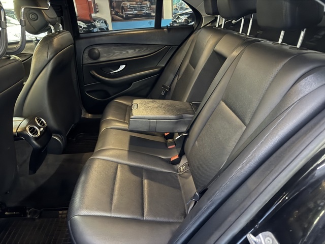 Mercedes-BenzClase E E 220 d 143 kW (194 CV) Vehículo usado en Barcelona - 8