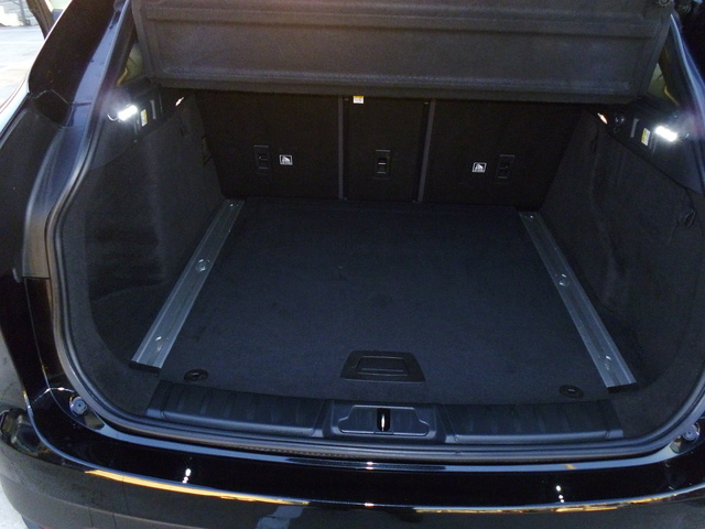 JaguarF-PACE 2.0L i4D R-Sport AWD Auto 177 kW (240 CV) Vehículo usado en Barcelona - 17