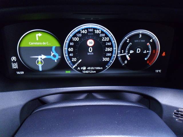 JaguarF-PACE 2.0L i4D R-Sport AWD Auto 177 kW (240 CV) Vehículo usado en Barcelona - 24