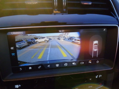 Jaguar F-PACE 2.0L i4D R-Sport AWD Auto 177 kW (240 CV) Jaguar F-PACE 2.0L i4D R-Sport AWD Auto 177 kW (240 CV)