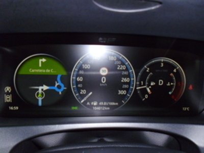 Jaguar F-PACE 2.0L i4D R-Sport AWD Auto 177 kW (240 CV) Jaguar F-PACE 2.0L i4D R-Sport AWD Auto 177 kW (240 CV)