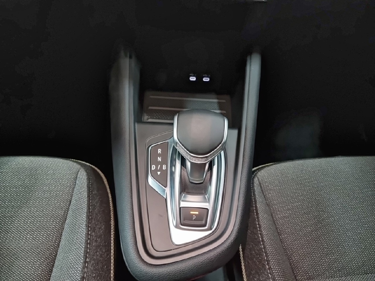 Renault Symbioz Techno E-Tech full hybrid 107 kW (145 CV) - 7