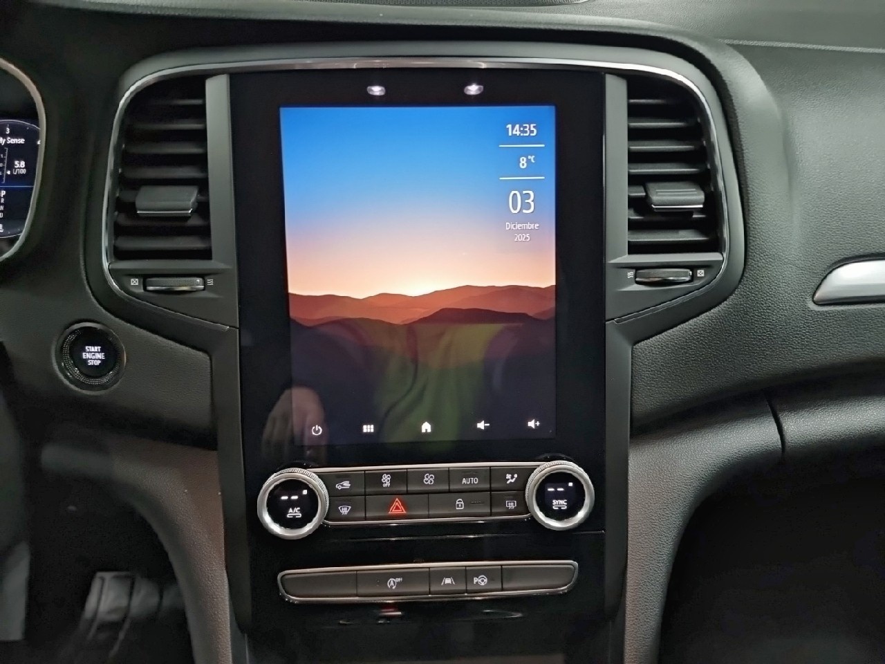 Renault Megane Techno Blue dCi EDC 85 kW (115 CV) - 6